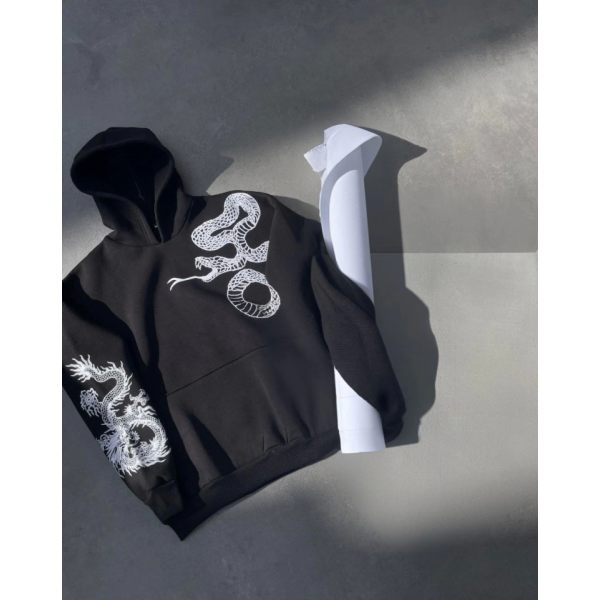 https://percdn.com/f/499569/bzR6YWFtNG0vcUp3ZXk4Z0hzWnBhZlJiYmNBPQ/p/uzun-kol-kapsonlu-baskili-sweatshirt-siyah-14140194-sw968sh1217.png