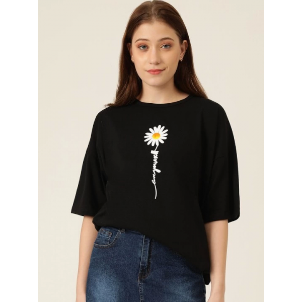 https://percdn.com/f/499569/bzR6YWFtNG0vcUp3ZXk4Z0hzWnBhZlJiYmNBPQ/p/baskili-kadin-t-shirt-siyah-37184923-sw540sh720.png