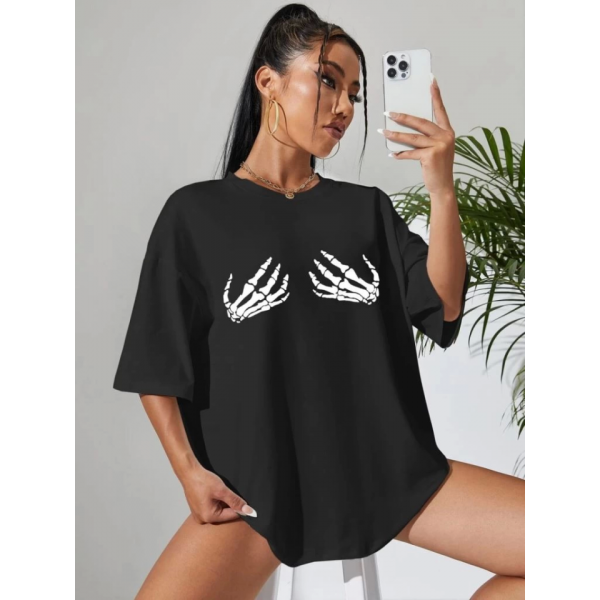 https://percdn.com/f/499569/bzR6YWFtNG0vcUp3ZXk4Z0hzWnBhZlJiYmNBPQ/p/baskili-kadin-t-shirt-siyah-45909947-sw769sh1024.png