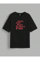 https://percdn.com/f/499569/bzR6YWFtNG0vcUp3ZXk4Z0hzWnBhZlJiYmNBPQ/p/kadin-baskili-oversize-t-shirt-siyah-46088332-sw769sh1024.png