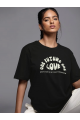 https://percdn.com/f/499569/bzR6YWFtNG0vcUp3ZXk4Z0hzWnBhZlJiYmNBPQ/p/kadin-baskili-oversize-t-shirt-siyah-81681361-sw540sh720.png