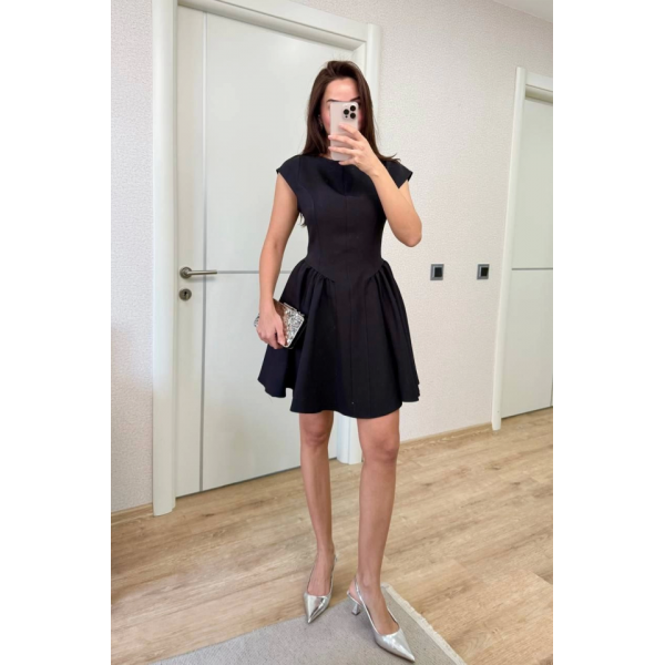 Sırt Dekolteli Çan Detaylı Mini Elbise - Siyah