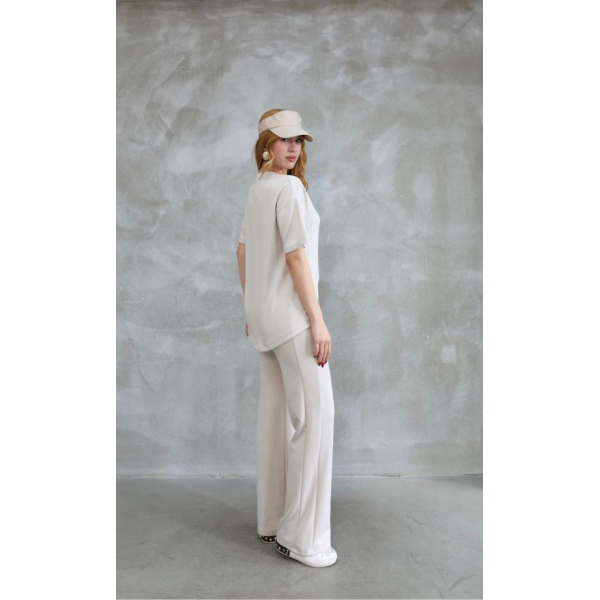 Osy Modal Yumuşak Dokulu Kumaş Bisiklet Yaka Taş Detaylı Kısa Kollu Takım - Kırık Beyaz