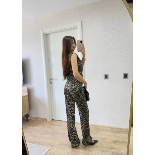 Leopar Desenli Düğmeli Bluzlu Pantolon İkili Takım -Leopar