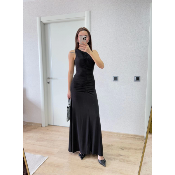 Kolsuz Büzgülü Uzun Elbise - Siyah