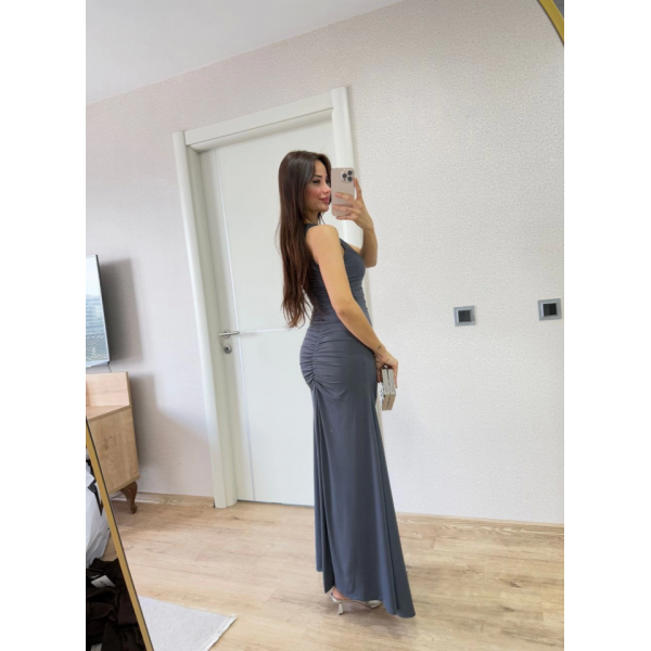 Kolsuz Büzgülü Uzun Elbise - Füme