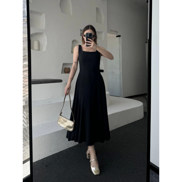 Sırt Dekolteli Kolsuz Uzun Elbise - Siyah