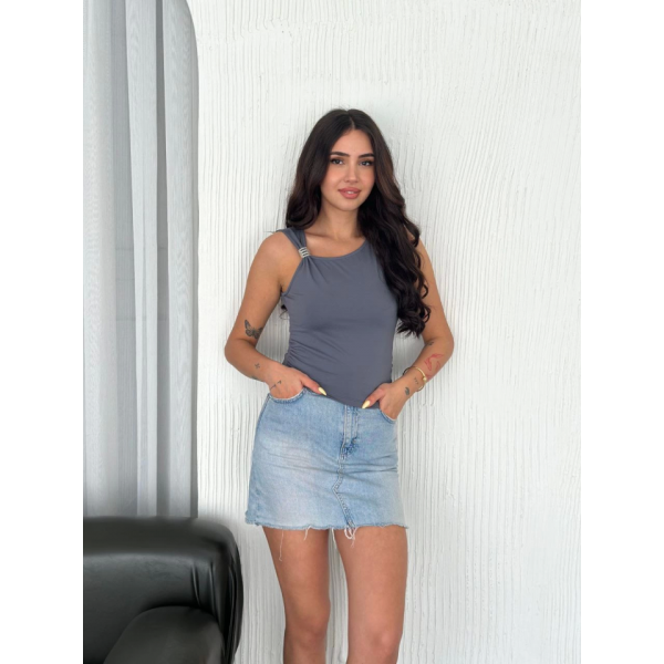 Osy Modal Yumuşak Dokulu Kumaş Bisiklet Yaka Sıfır Kol Bluz Omuz Toka Aksesuar Detaylı - Antrasit