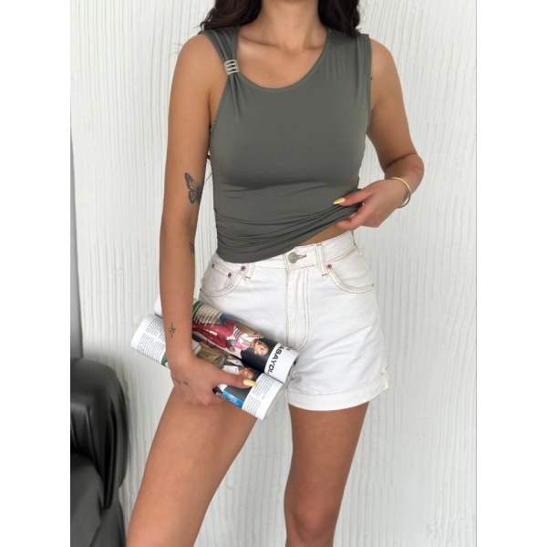 Osy Modal Yumuşak Dokulu Kumaş Bisiklet Yaka Sıfır Kol Bluz Omuz Toka Aksesuar Detaylı - Haki