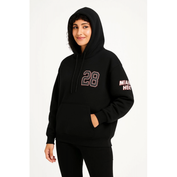 https://percdn.com/f/499569/bzR6YWFtNG0vcUp3ZXk4Z0hzWnBhZlJiYmNBPQ/p/kadin-uc-iplik-kapusonlu-on-ve-arka-baskili-sweatshirt-hoodie-siyah-37699785-sw853sh1280.png