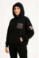 https://percdn.com/f/499569/bzR6YWFtNG0vcUp3ZXk4Z0hzWnBhZlJiYmNBPQ/p/kadin-uc-iplik-kapusonlu-on-ve-arka-baskili-sweatshirt-hoodie-siyah-37699785-sw853sh1280.png